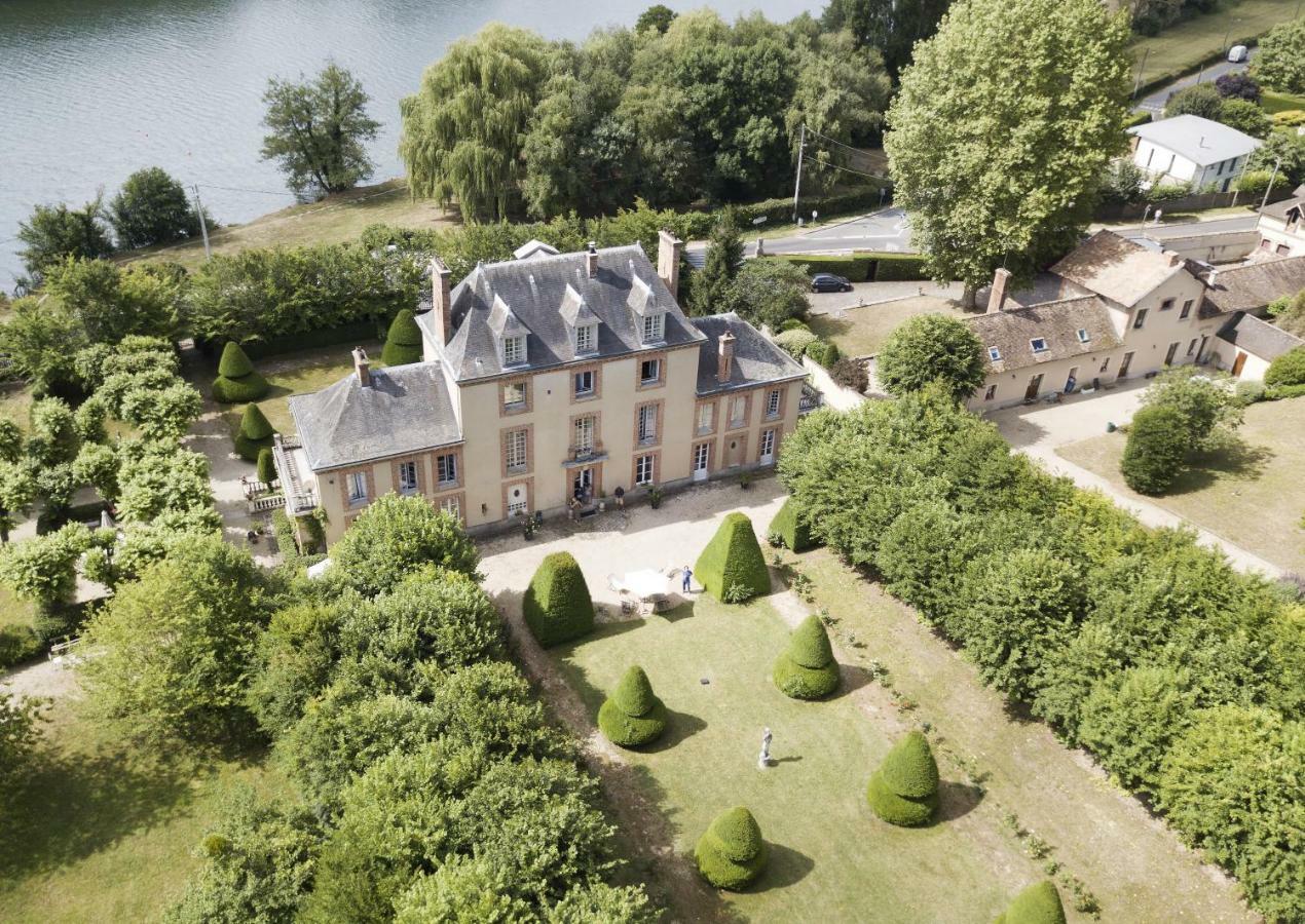 Château Rouillon d'Allest Chartrettes Exterior foto